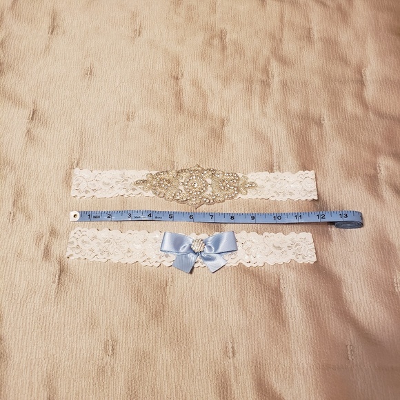 Plus Size Bridal Embellished LaceGarter Set - Picture 1 of 7